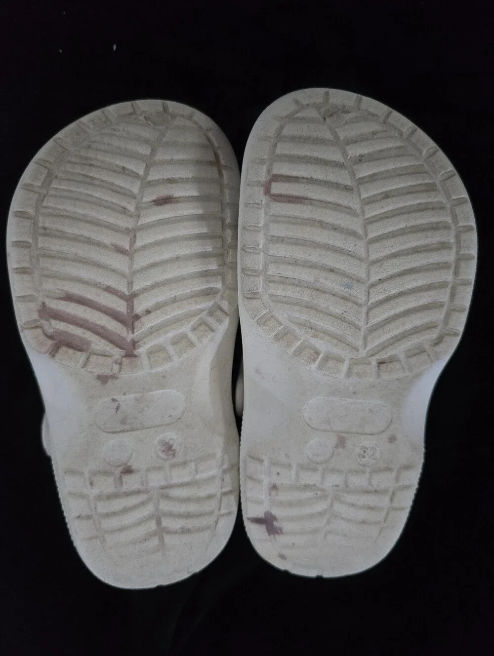 TAYLOR 1989 Cruel Summer White Custom Clog 32 US 13.5/1 Kids - Swifty GUC